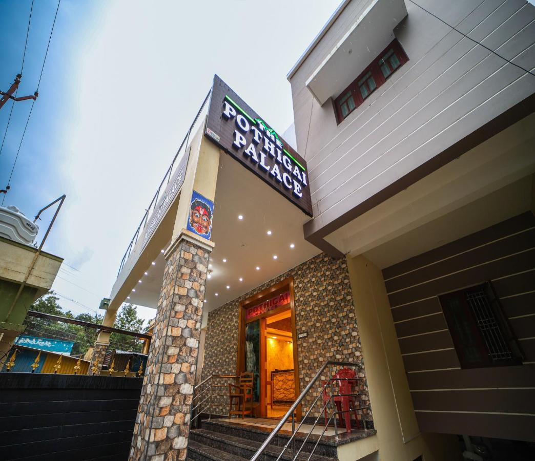 The Pothigai Palace Hotel Kuttalam  Bagian luar foto